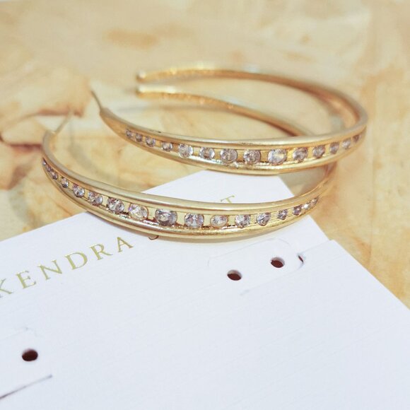 NEW Kendra Scott Selena Hoop Earrings Vintage Gold - Picture 2 of 3